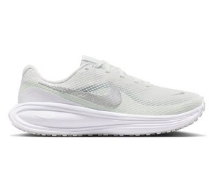 Кросівки Nike W Revolution 8 HJ8485-107